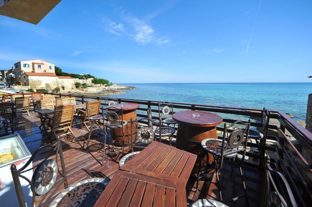 Hotel De La Plage Les Arcades Algajola  Kültér fotó